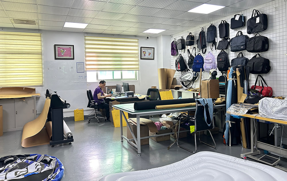 Dongguan Xianghao Bag Co,.Ltd