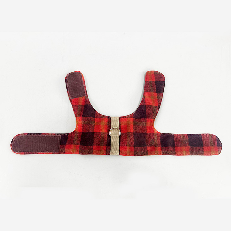 Poitrine et dos à carreaux