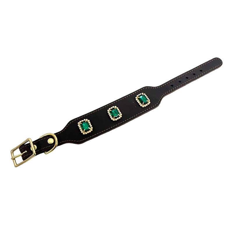 Colar de diamante bordado de couro bovino