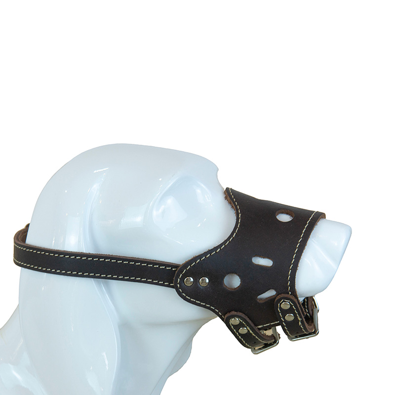 Adjustable cowhide dog mouth cover with adjustable head