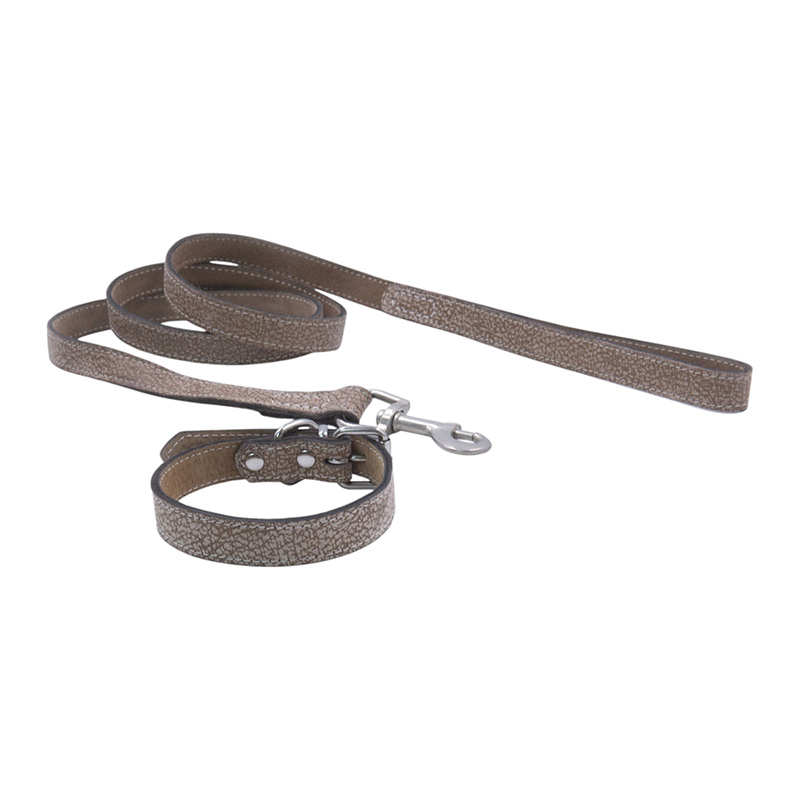 Imitation bark cowhide traction rope