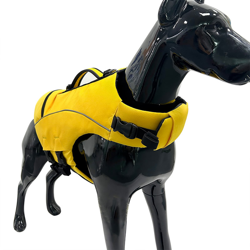 Life jacket C Yellow Strap Bag