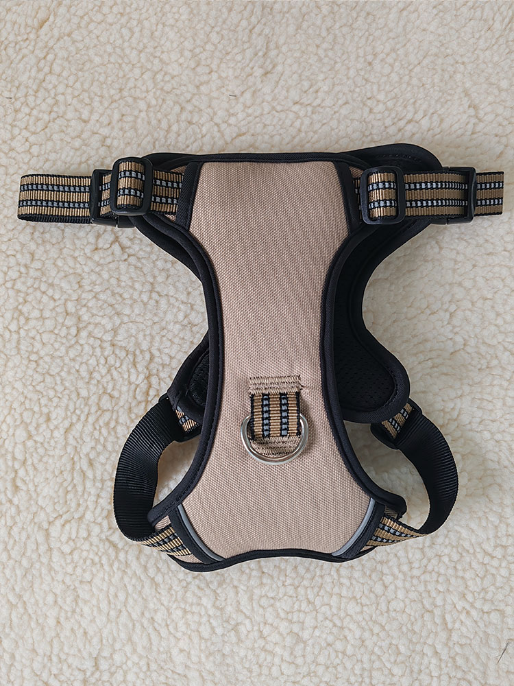 High-quality dog chest harness, comfortable and durable. Origin factory low-volume production with customizable options.