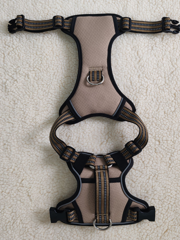 High-quality dog chest harness, comfortable and durable. Origin factory low-volume production with customizable options.